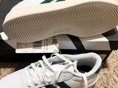 Men Size 9 Adidas White and Green