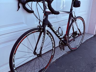 Scott CR1 Carbon Road Bike – 58cm – Shimano 105 – Vuelta Corsa Light Wheels $795 OBO