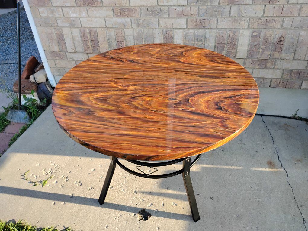 Glossy Wood Grain Round Gamers Table Fancy Hyper Fantasy