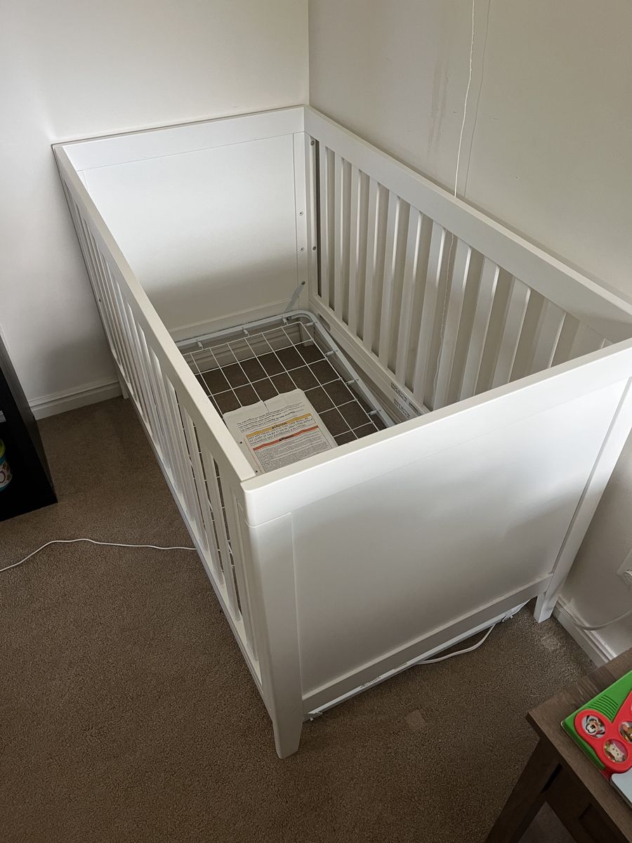 Delta Children Convertible Baby Crib in White - 4-in-1 Design