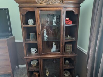 Lighted Curio cabinet