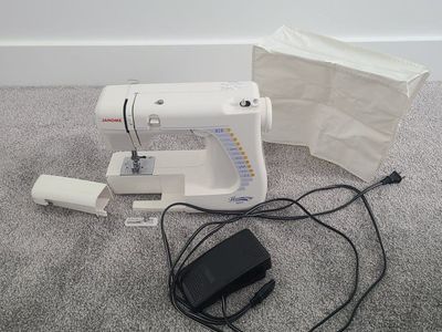 Janome Harmony Sewing Machine