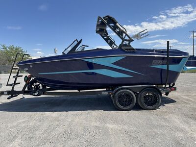 New 2024 Heyday H20 Wake Surf Boat