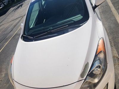 White 2014 Hyundai Elantra GT Hatchback For Sale