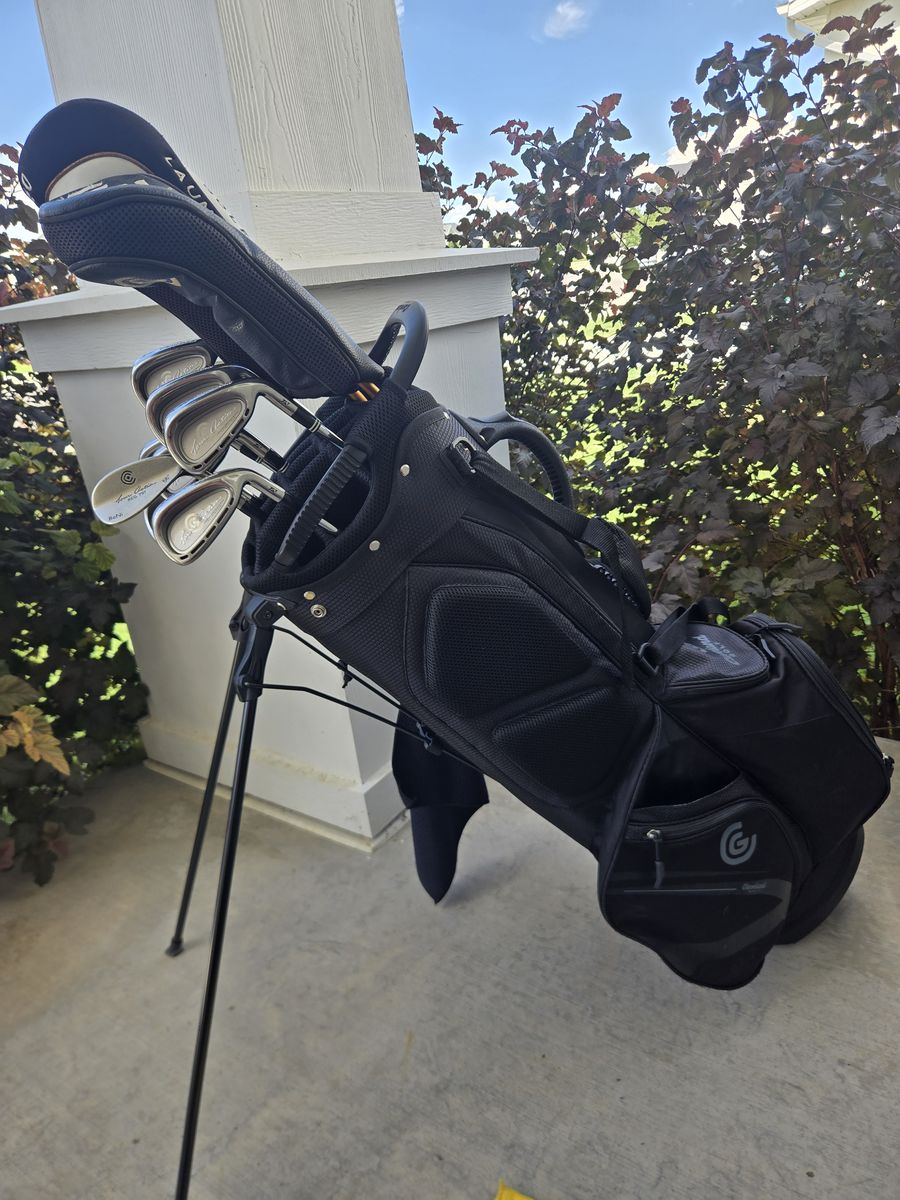Cleveland golf clubs set