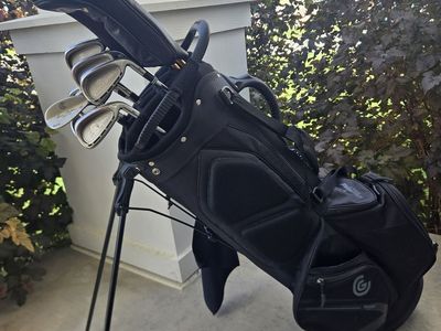 Cleveland golf clubs set