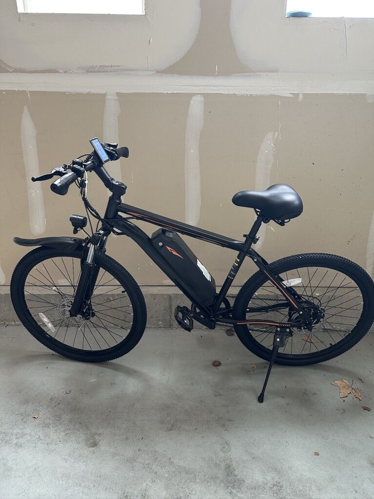 Electric Pedal Assist Bike 500W Motor Up To 20 MPH