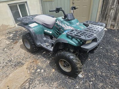 Polaris Xplorer 300 4x4 ATV - Green, Runs Great! Ready for Adventure