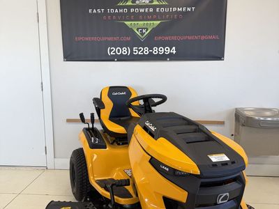 Cub Cadet Riding Tractor Lawn Mower 42"
