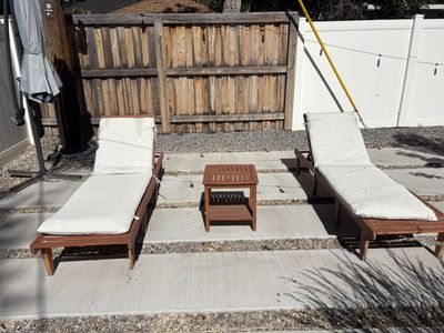 Set of 2 Outdoor Chaise Lounge Chairs with Cushions + Side Table