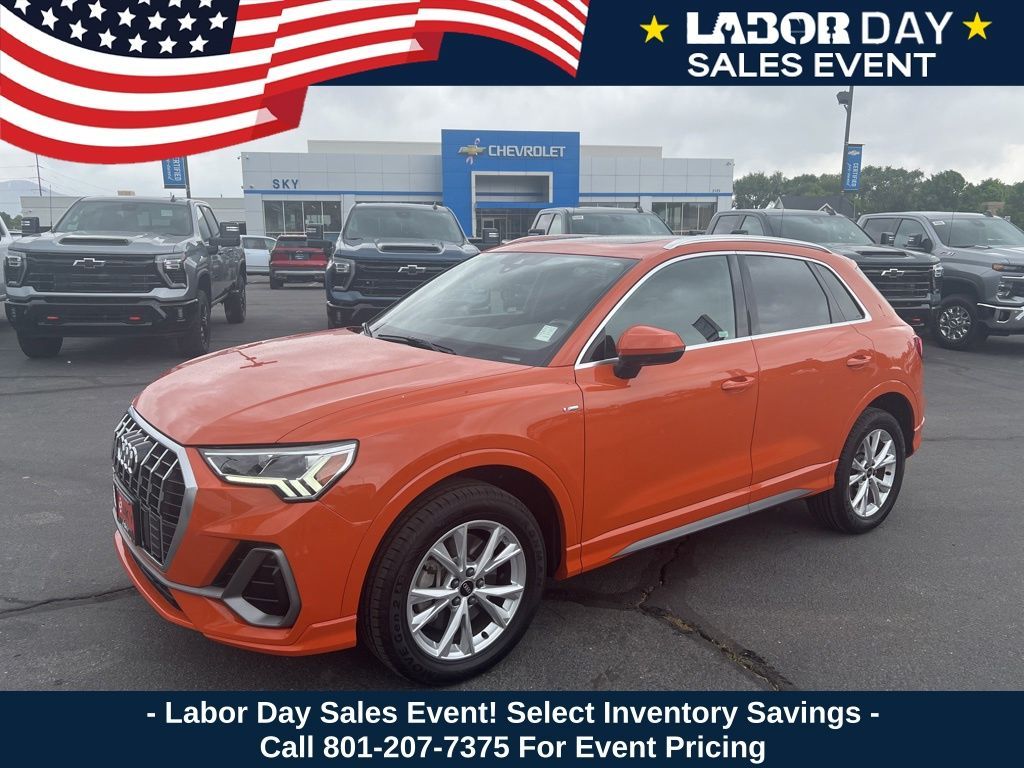 2023 Audi Q3 quattro S line Premium 45 TFSI