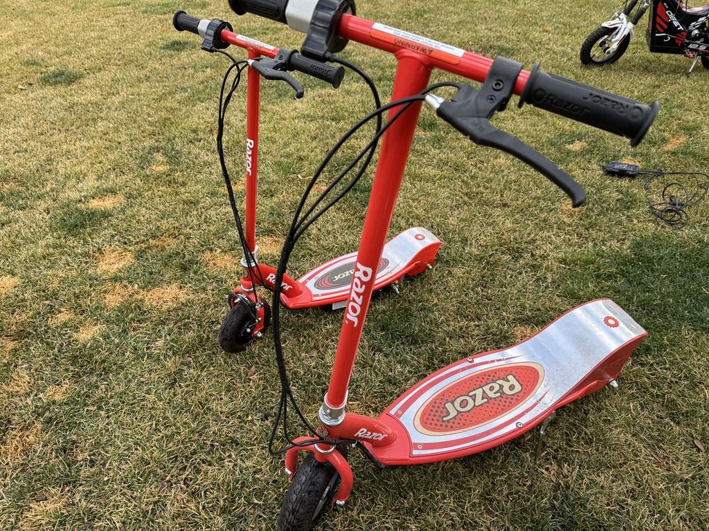 RAZOR ELECTRIC SCOOTERS - A KIDS DREAM WITH THE WARM WEATHER