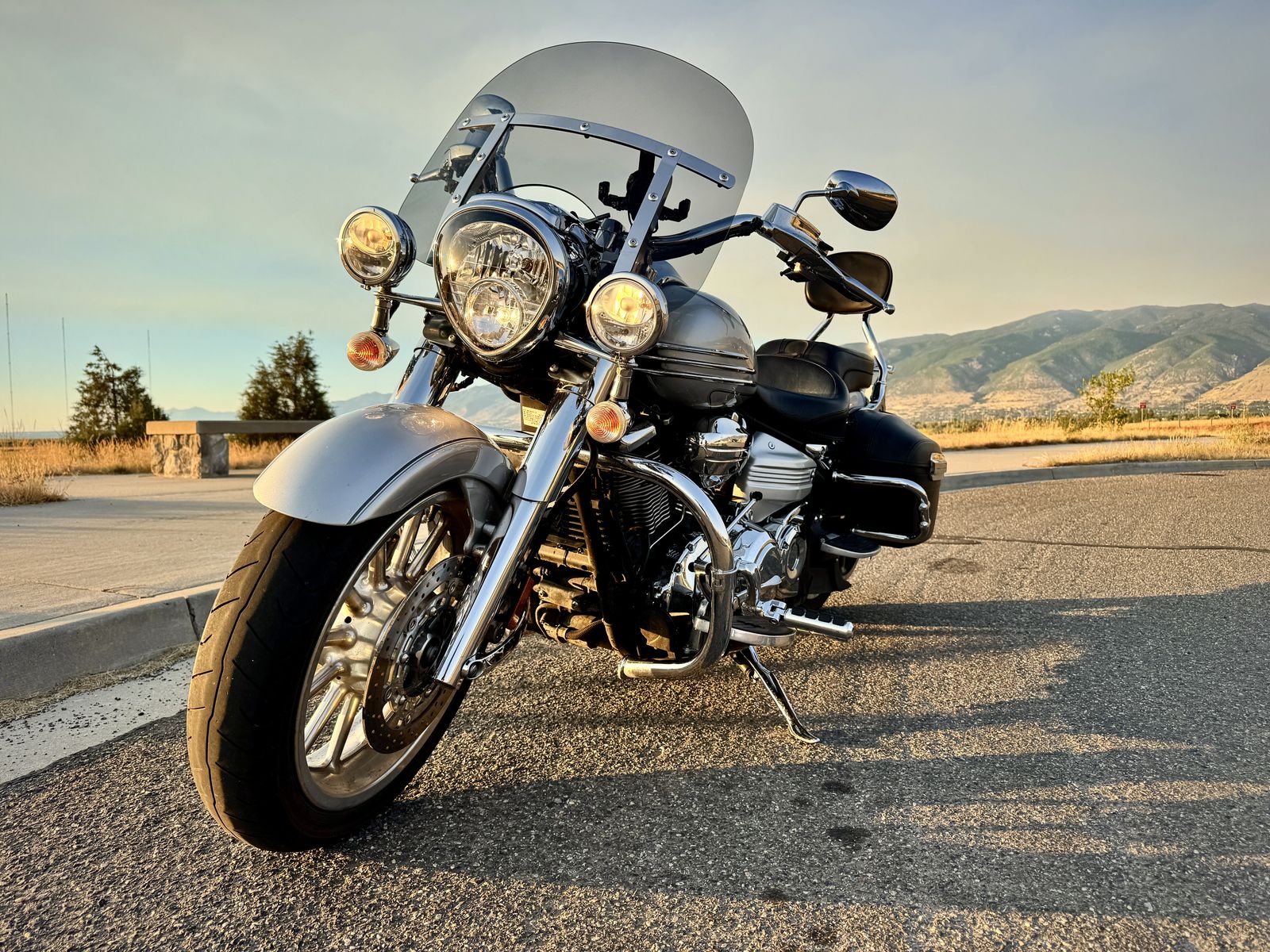 2009 Yamaha XV1900 Stratoliner - LOW MILES - Chrome, Chrome, and more Chrome $5,500 OBO