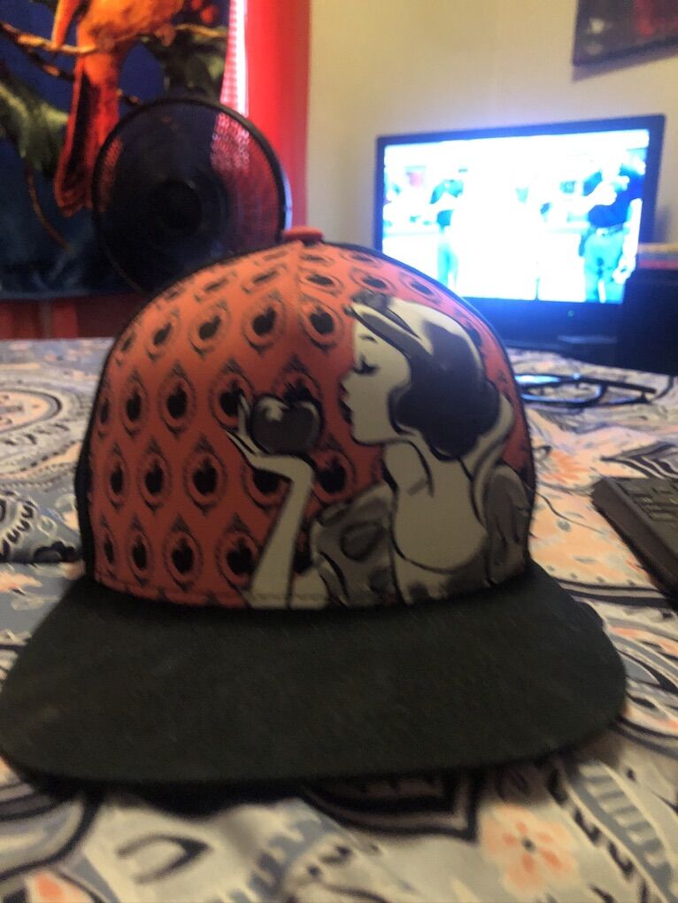 Womens Snow White Hat