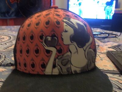 Womens Snow White Hat