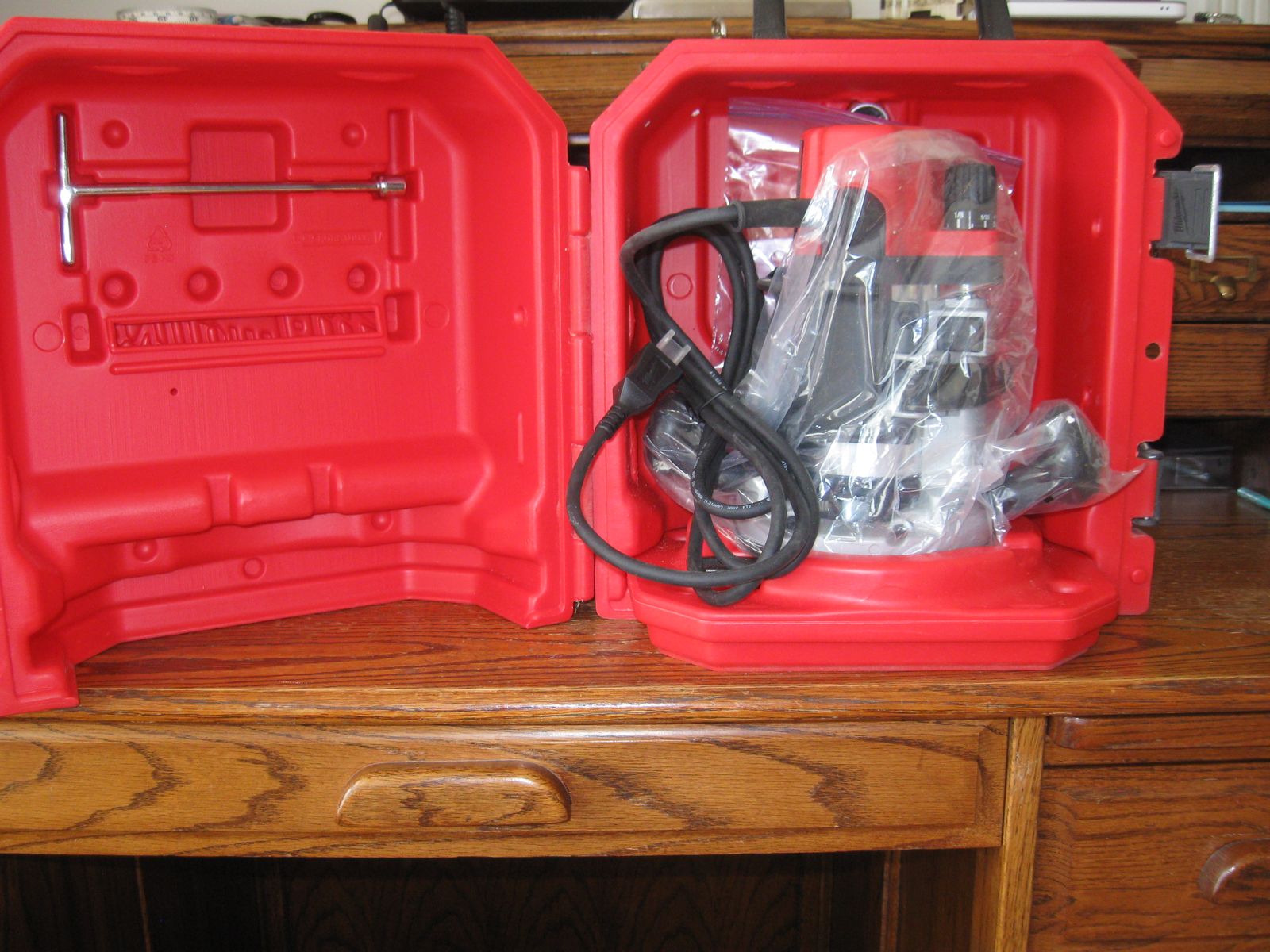 Milwaukee 5616-21 router