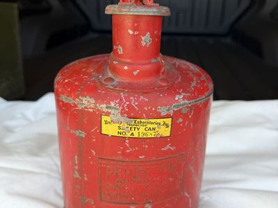 Vintage Protection Approved Metal Safety Gasoline Can Geo W Diener Mfg Red