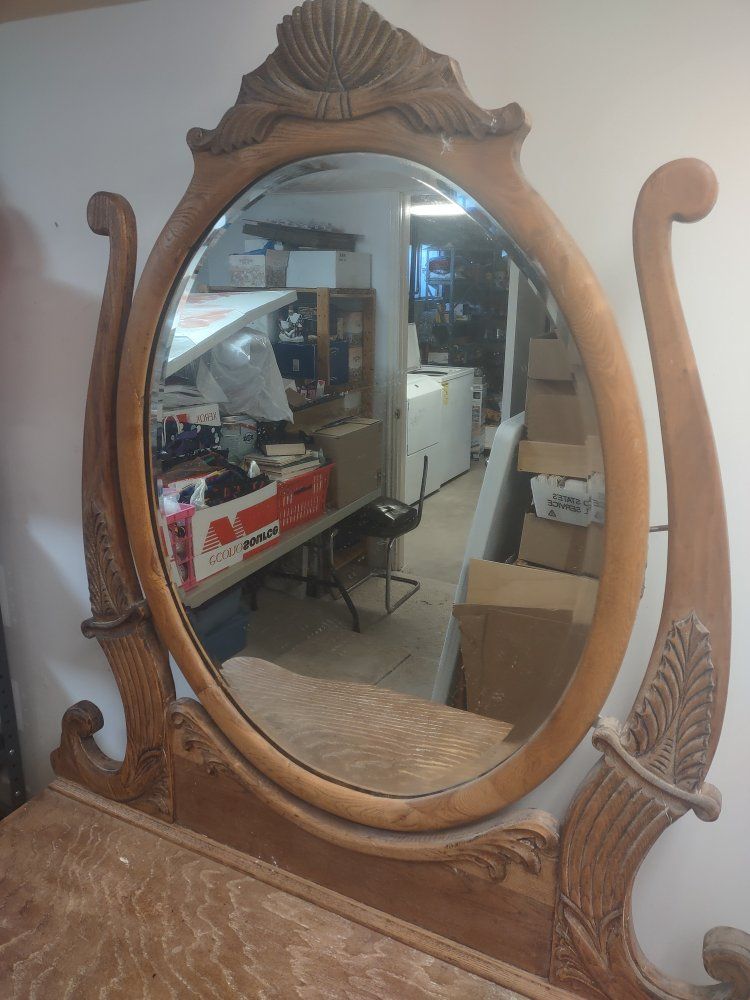 Main image 5