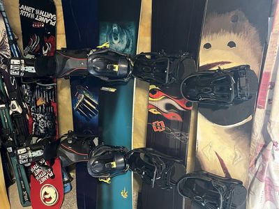 liquidating Step In And Regular Snowboards
