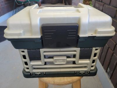 Tackle Box ~ Plano 1362
