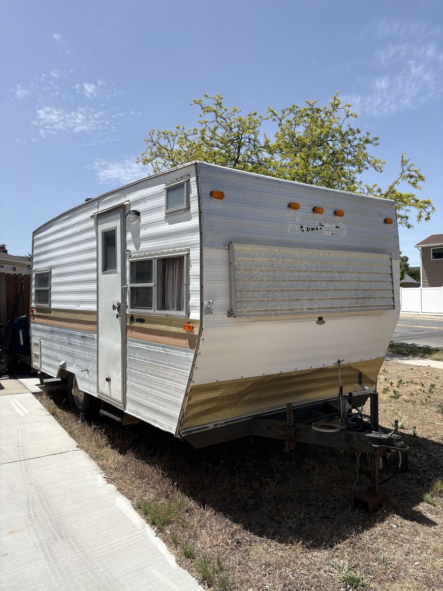 1973 coachman cadet