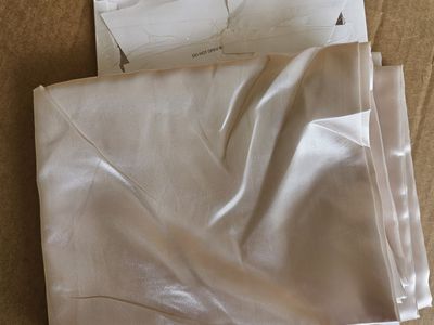 Ivory silk pillowcases