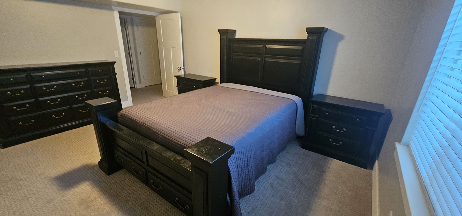 4 Piece Bedroom Set Includes Mattress and Box Spring