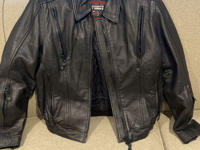 First Classic Leather Gear Women’s (M) Black Leather Motorcycle Jacket with Thinsulate Lining