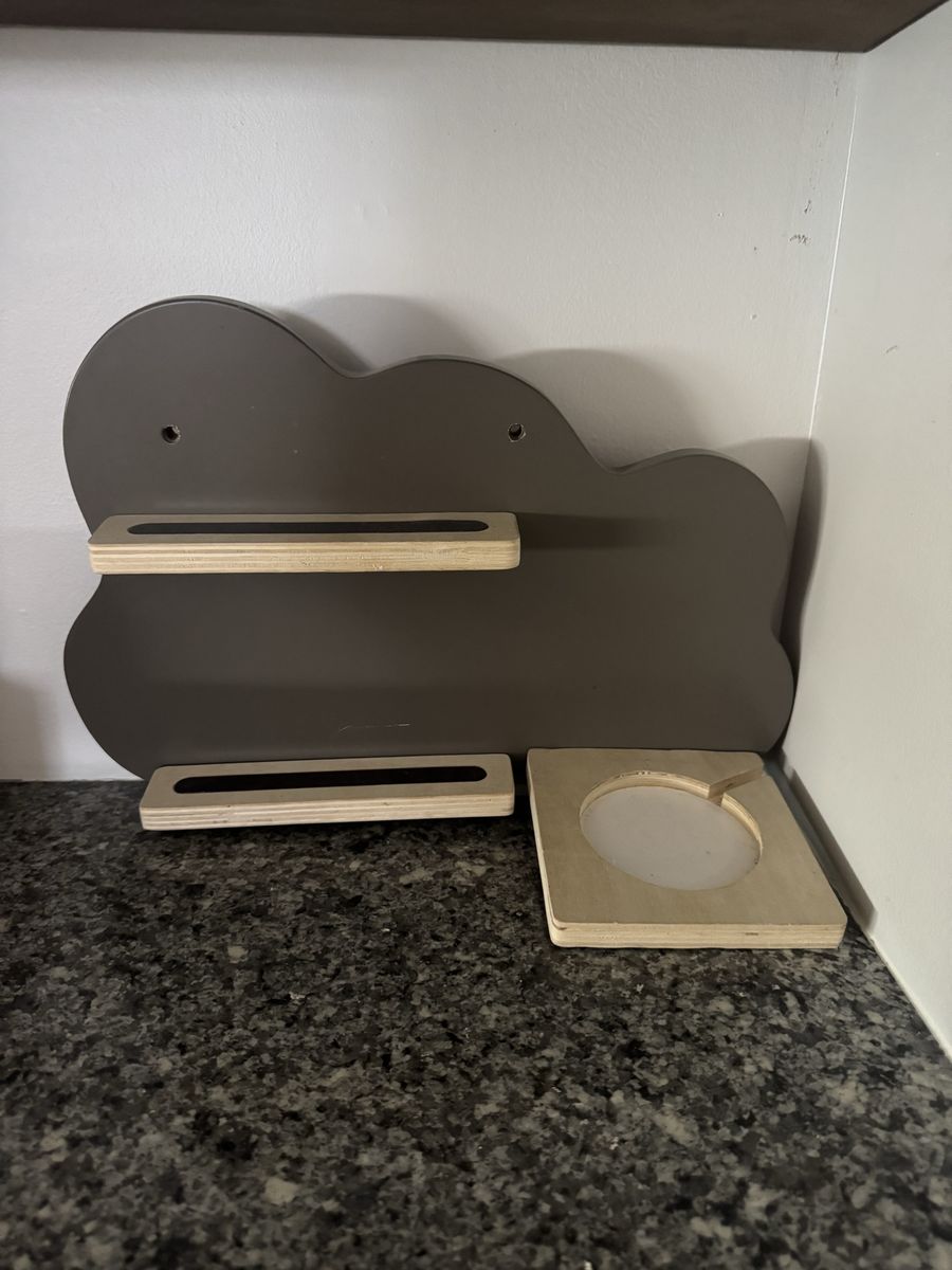 Tonies Cloud-shaped wall shelf with two small shelves