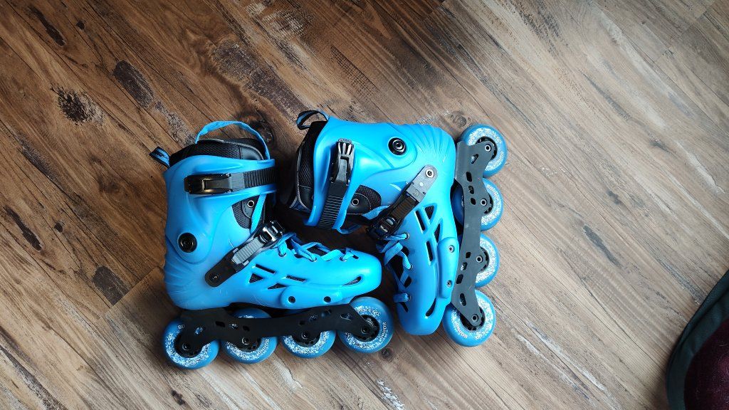Like New Micro MT Plus Adult Inline Skates