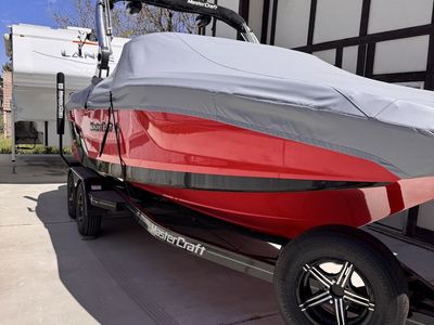 Mastercraft NXT22 2020, 391 engine hours