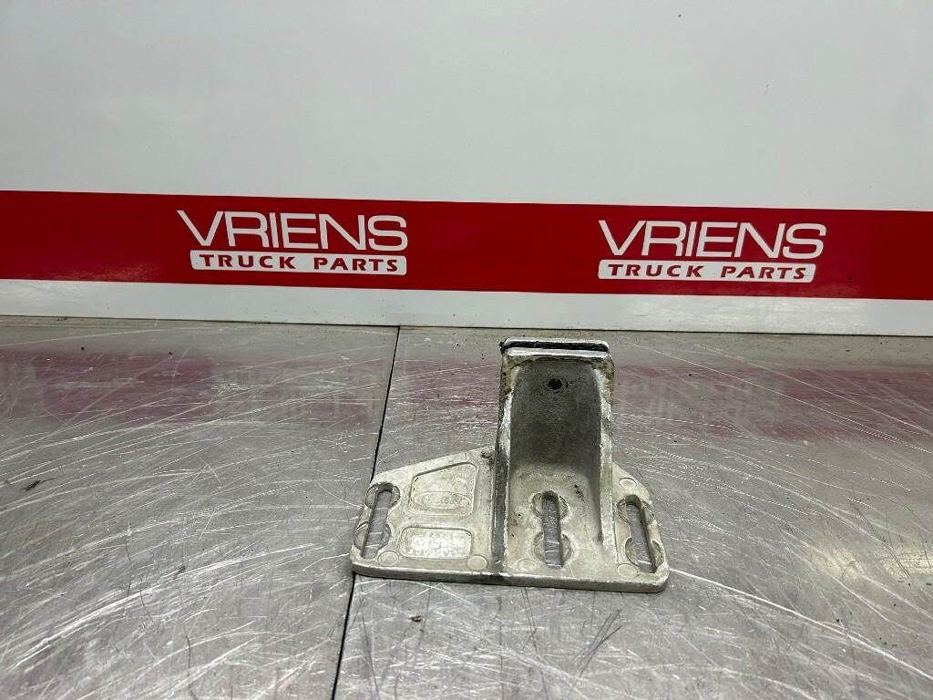 Peterbilt 389 Right Bracket