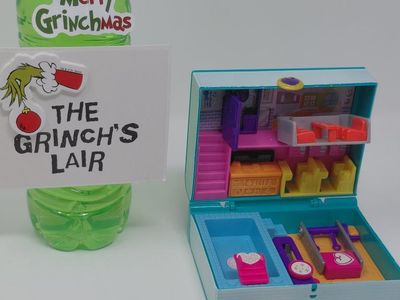 Polly Pocket Mini Middle School Compact Playset