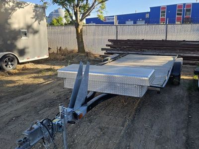 Nice Dual axle trailer