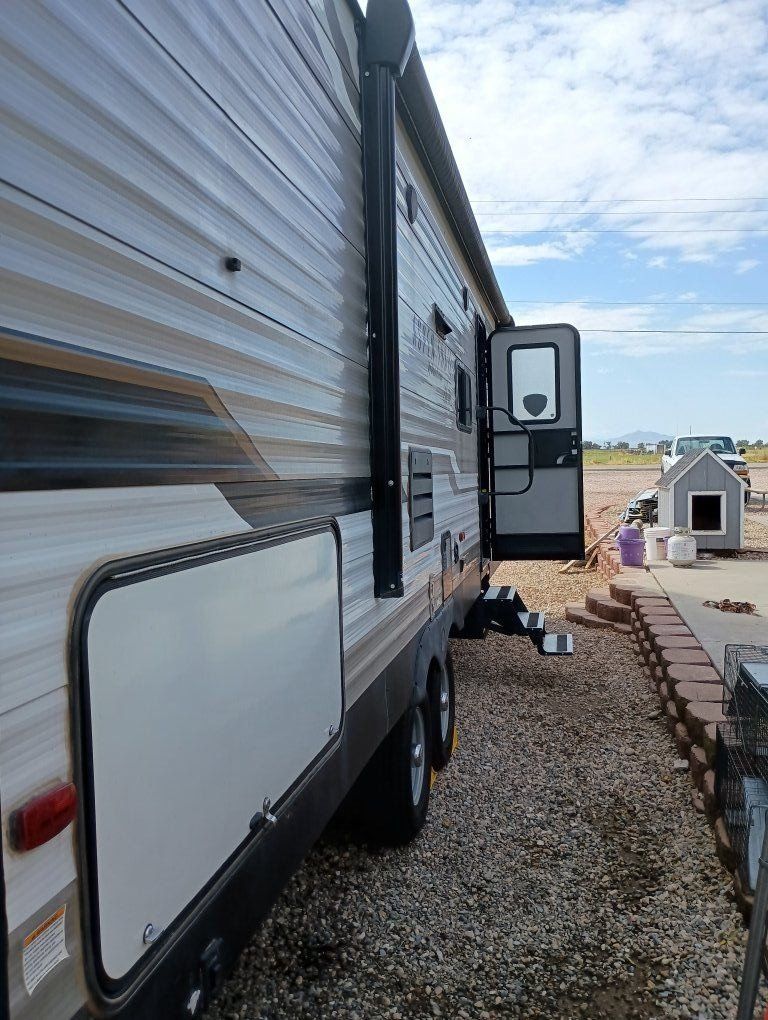 2020 Aspen trail dutchman