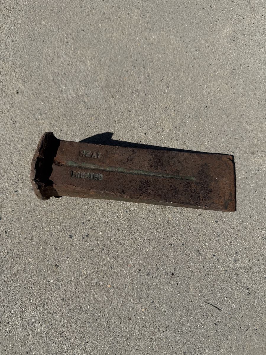 Heat-Treated Wood Splitting Wedge