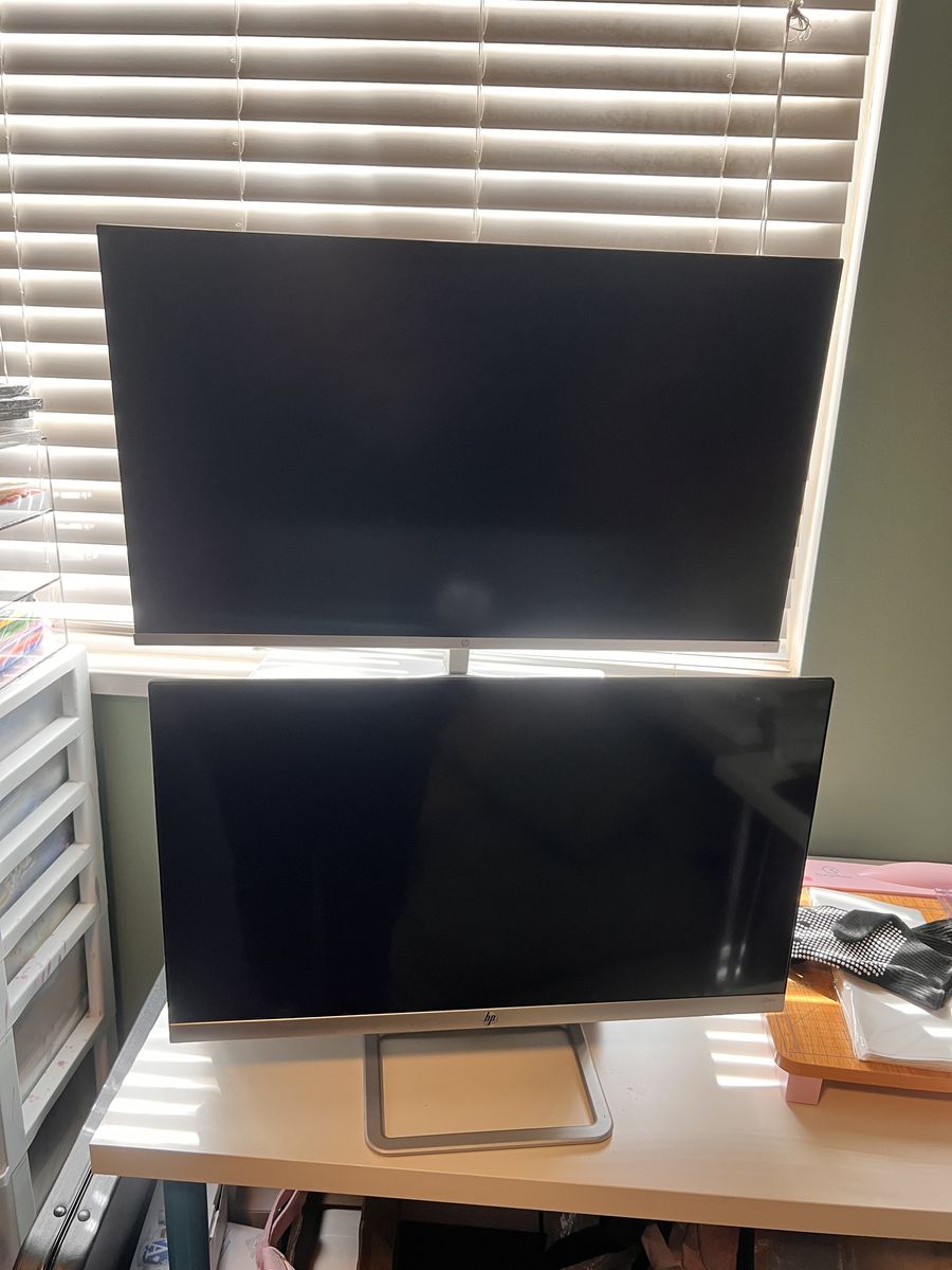 HP Monitors