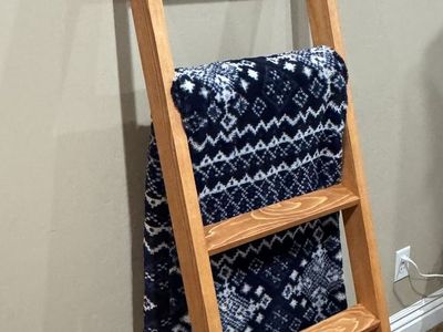 Handmade Pine Blanekt Ladder