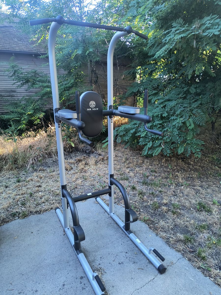 Freestanding Pullup Bar