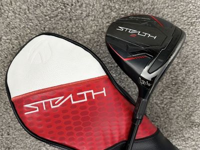 TaylorMade Stealth 2 Fairway Wood (15*) with Headcover and Ventus Red TR 6X shaft.