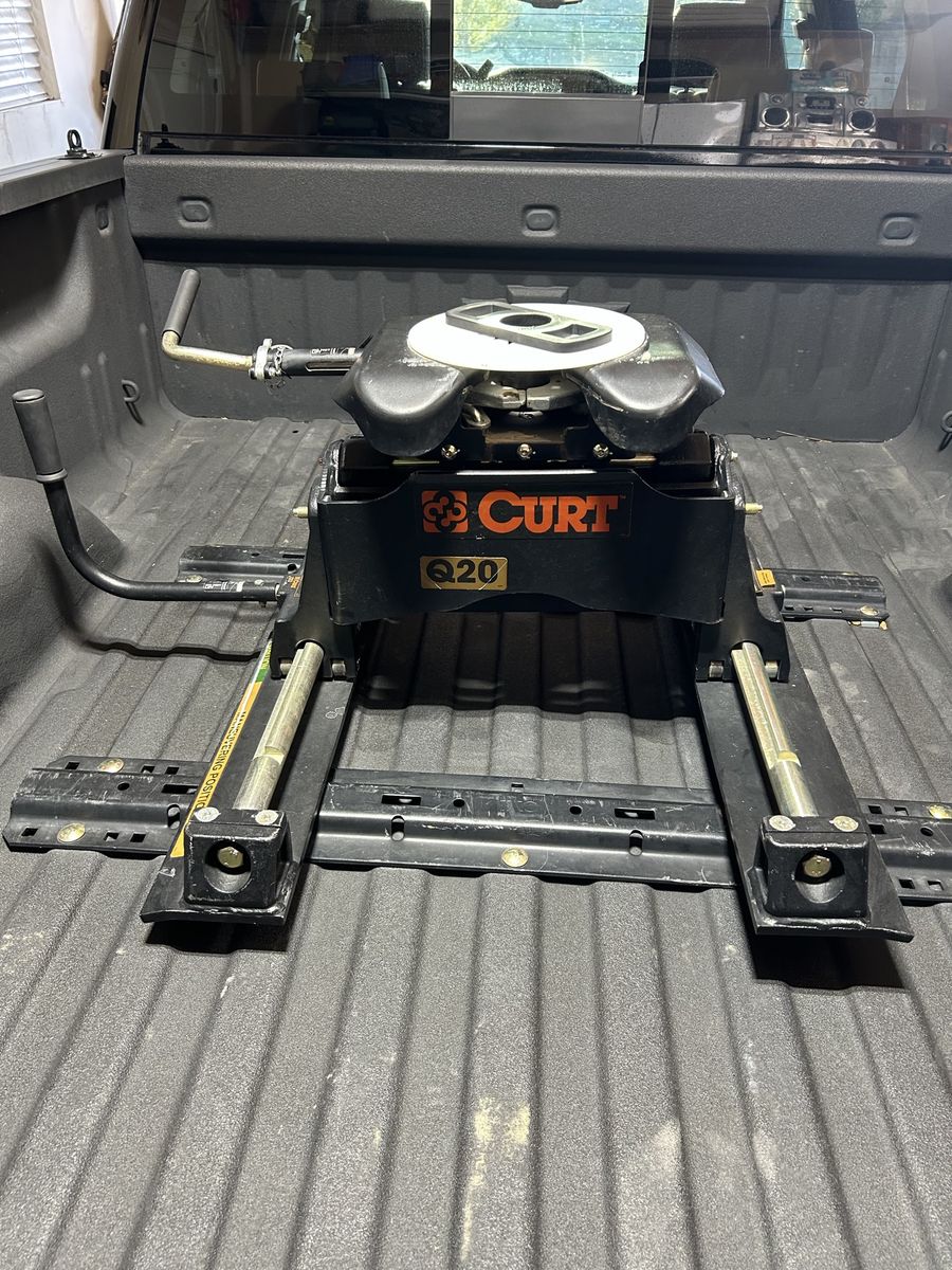 Fifth Wheel Hitch