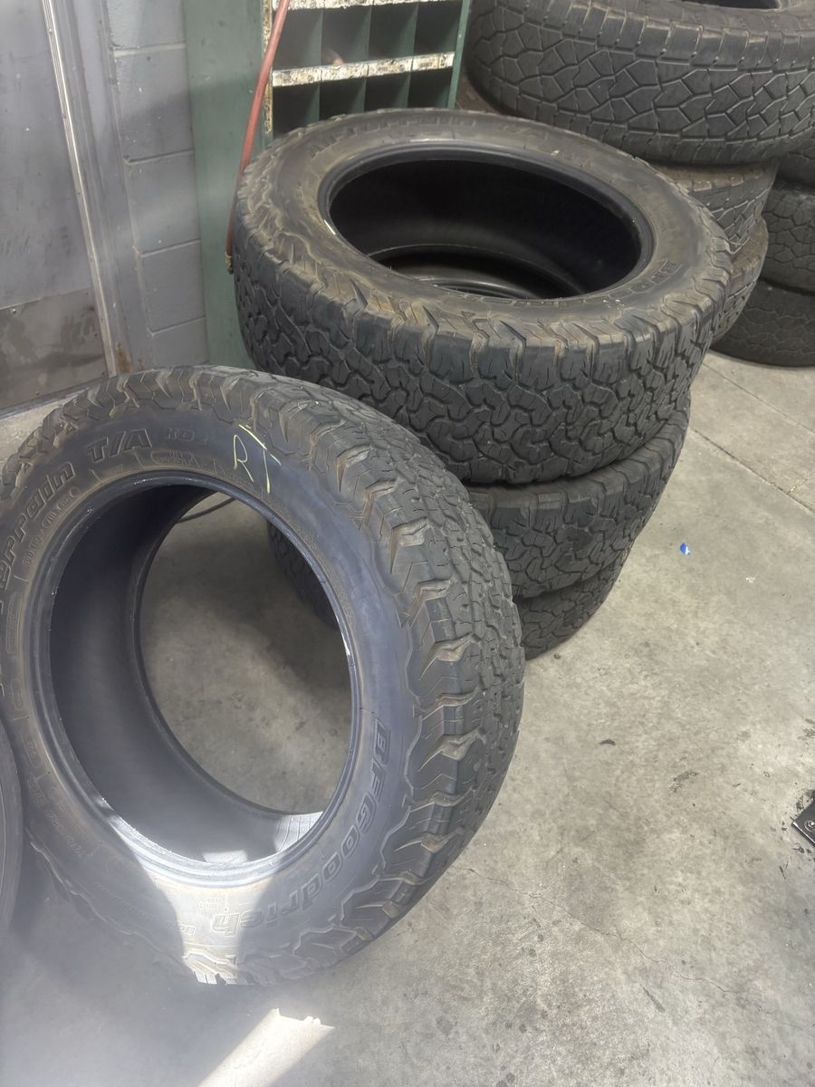 BFGoodrich All terrain K02 275/60R20