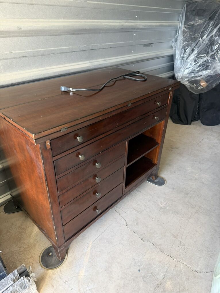 Office Or Craft  Desk / Work station