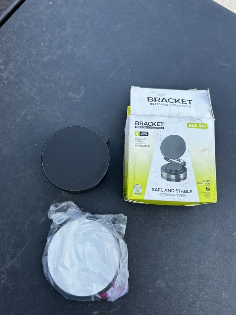 Bracket Phone Holder