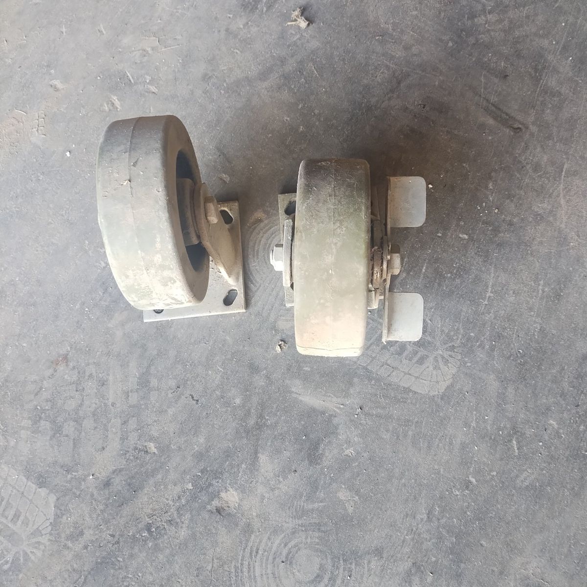 Heavy Caster Wheels