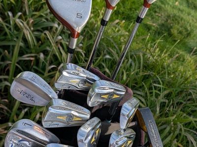 Ogio bag 14pc TaylorMade MacGregor with extras