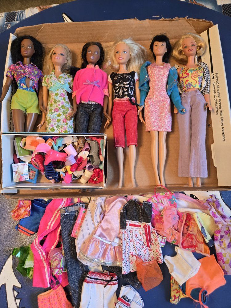 Lot of 6 Barbie Dolls & Accessories - Various Outfits, Shoes, & Play Items