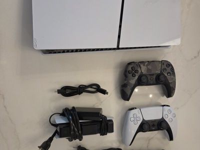 Playstation 5 PS5 with 3 controllers