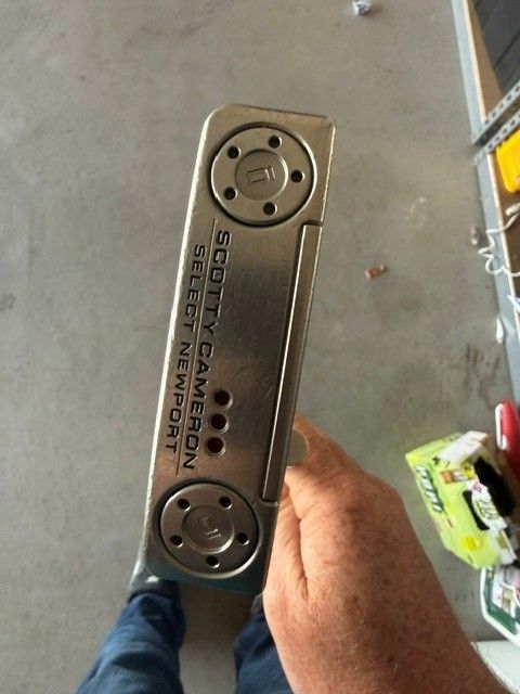 Scotty Cameron Select Newport Putter - Right Handed Golf Club
