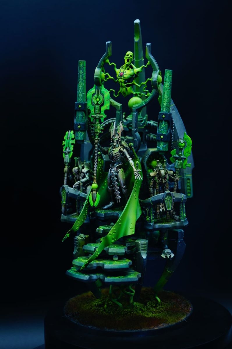 Warhammer 40K Silent King Necron Pro Painted